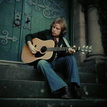 Van Morrison Download Printable PDF Score Easily Download Van Morrison Printable PDF piano music notes, guitar tabs for Piano, Vocal & Guitar (Right-Hand Melody). Transpose or transcribe this score in no time - Learn how to play song progression.