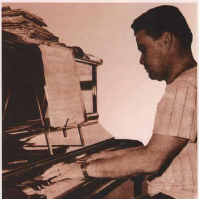 Newton Mendonca Download Printable PDF Score Easily Download Newton Mendonca Printable PDF piano music notes, guitar tabs for Piano. Transpose or transcribe this score in no time - Learn how to play song progression.