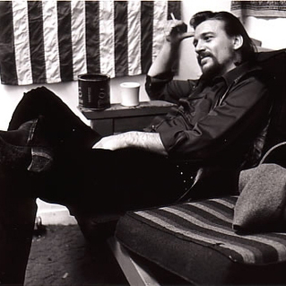 Waylon Jennings Download Printable PDF Score Easily Download Waylon Jennings Printable PDF piano music notes, guitar tabs for Piano, Vocal & Guitar (Right-Hand Melody). Transpose or transcribe this score in no time - Learn how to play song progression.