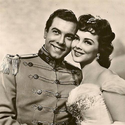 Kathryn Grayson and Mario Lanza Download Printable PDF Score Easily Download Kathryn Grayson and Mario Lanza Printable PDF piano music notes, guitar tabs for Piano, Vocal & Guitar (Right-Hand Melody). Transpose or transcribe this score in no time - Learn how to play song progression.