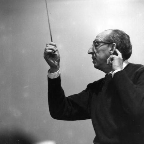 Aaron Copland Download Printable PDF Score Easily Download Aaron Copland Printable PDF piano music notes, guitar tabs for Piano. Transpose or transcribe this score in no time - Learn how to play song progression.